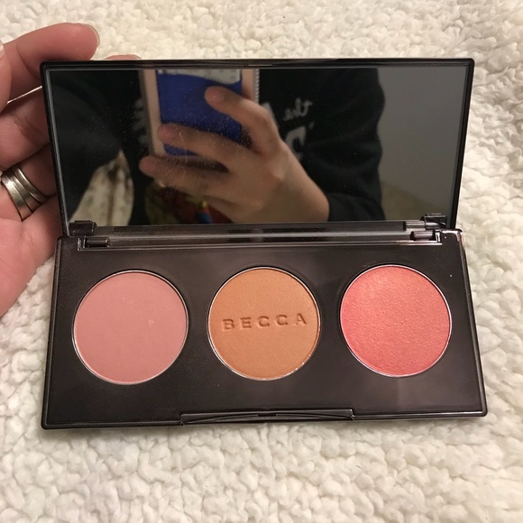Becca Trio Highlighting Palette - Picture 1 of 2